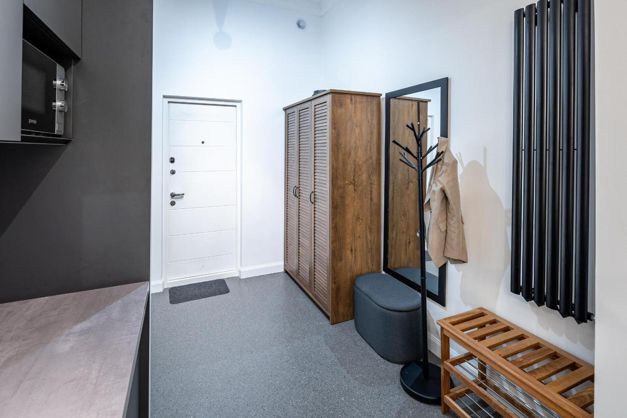 Apartamenty On Knyazya Romana Lviv Ngoại thất bức ảnh