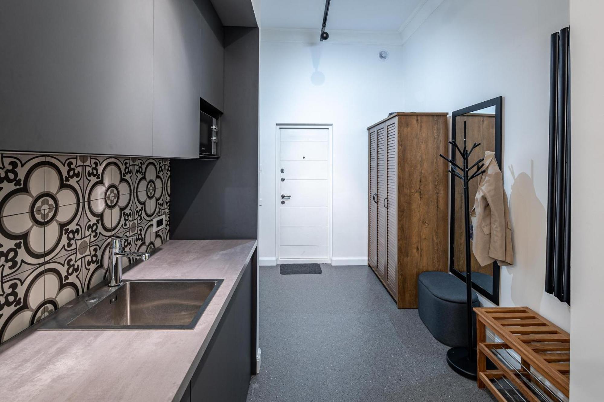 Apartamenty On Knyazya Romana Lviv Ngoại thất bức ảnh